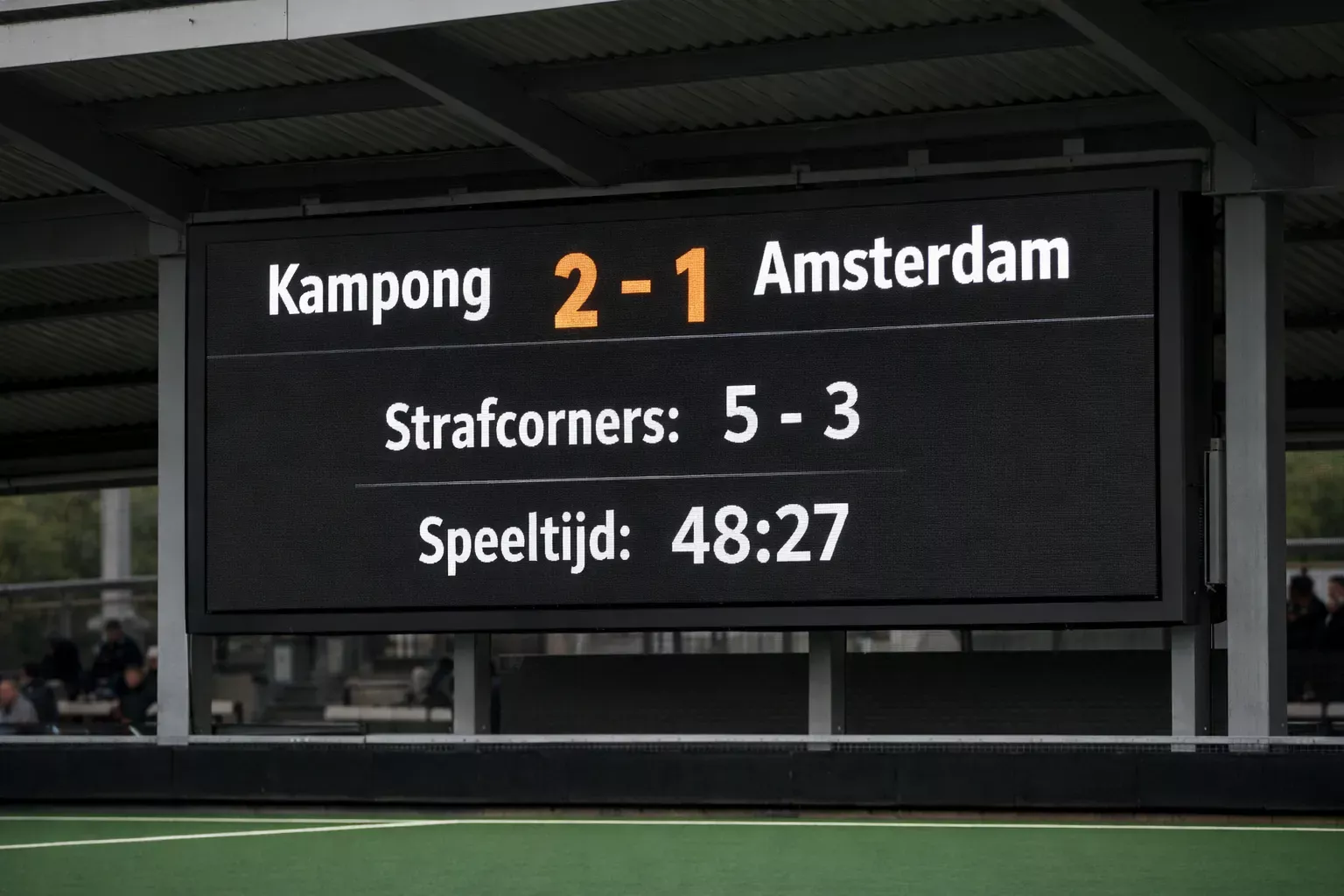 Scorebord met hockeywedstrijd statistieken