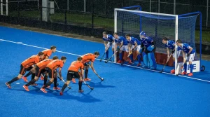 Speciale en unieke wedmarkten voor hockey - icoon van een hockey stick, bal en doelpictogrammen voor speciale voorspellingen