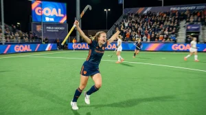 Welkomstbonus en aanmeldbonus voor nieuwe sportbook gebruikers - afbeelding van een cadeaupakket met gratis weddenschap voor hockey
